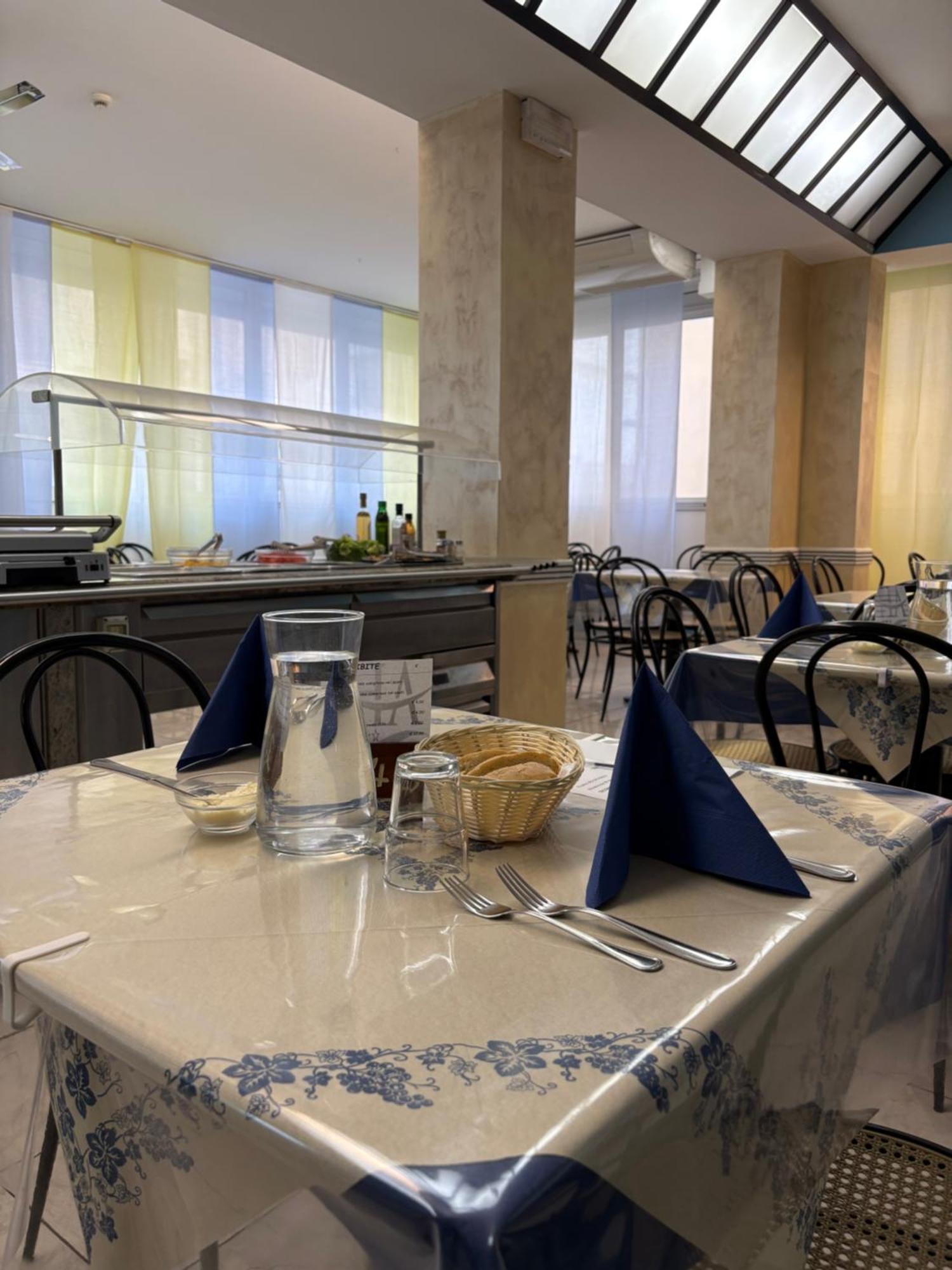 Adria Mare 3*