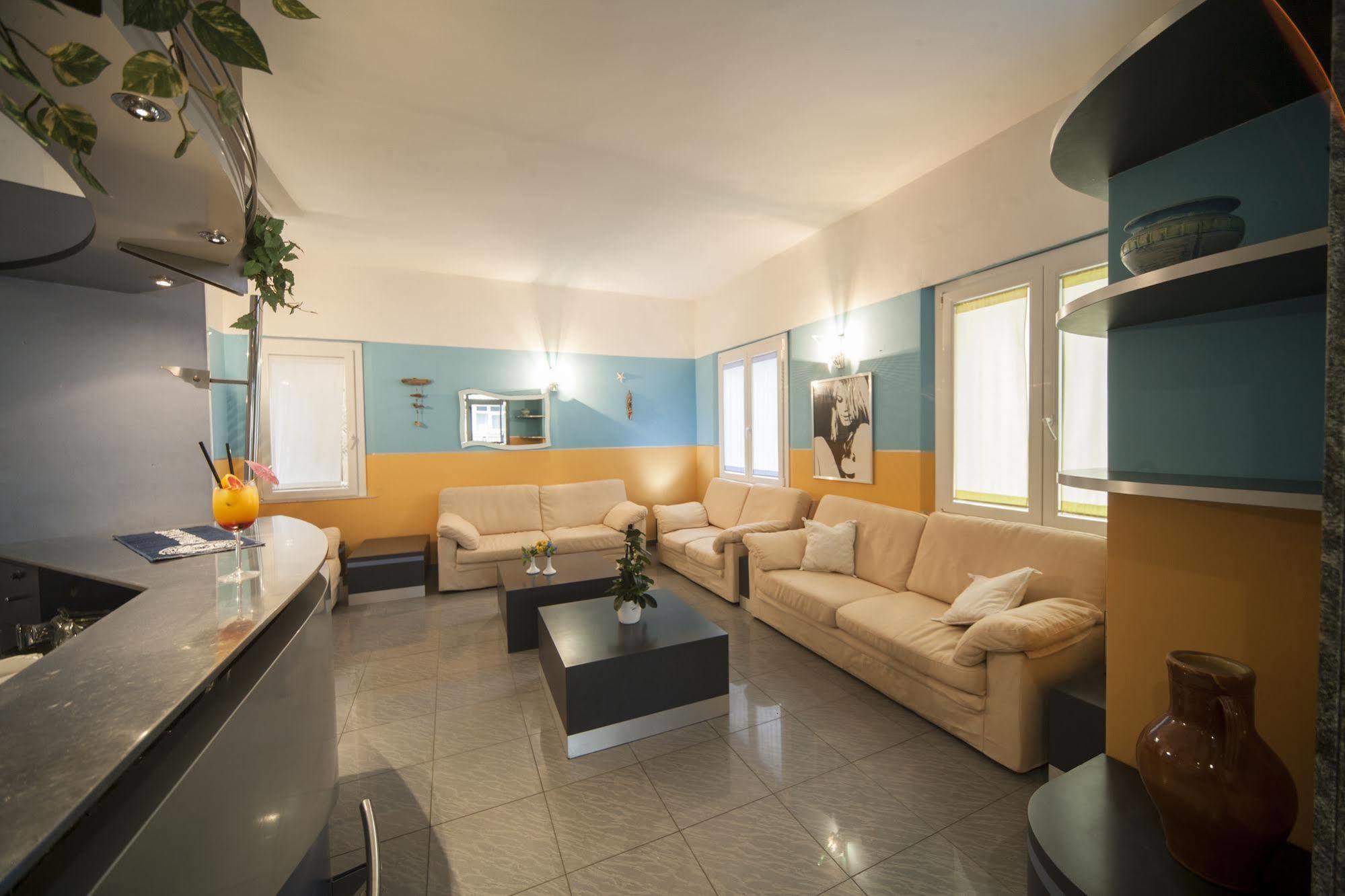 Hotel Adria Mare 3*